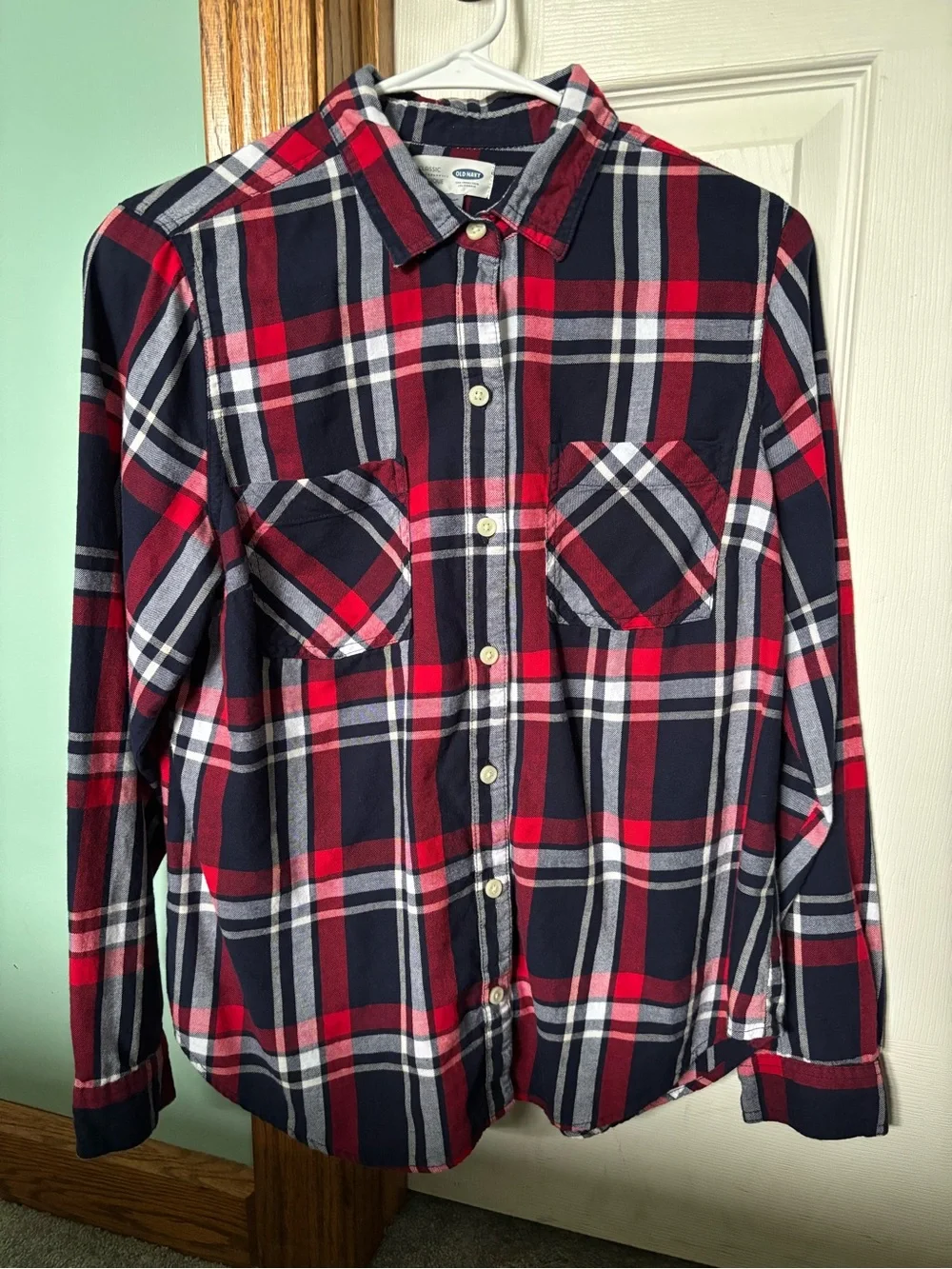Old Navy Boys Classic Flannel Plaid Button-Up Long Sleeve Shirt Navy Red-size M
